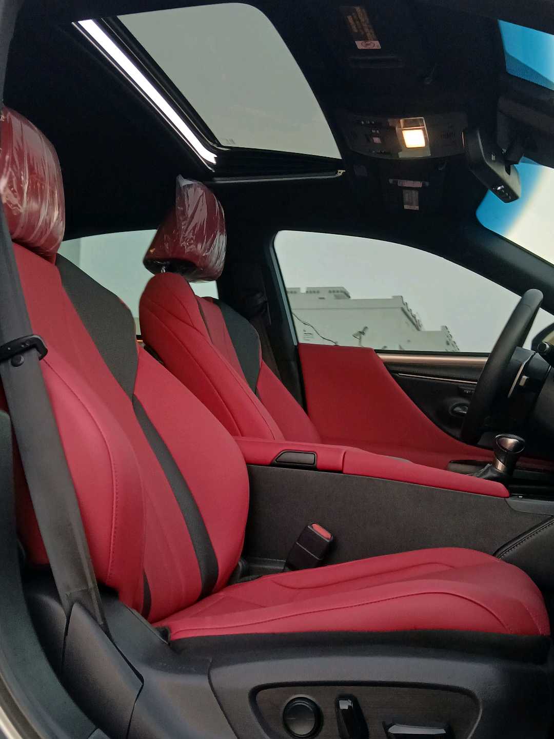 Car Image 2019 LEXUS ES F350