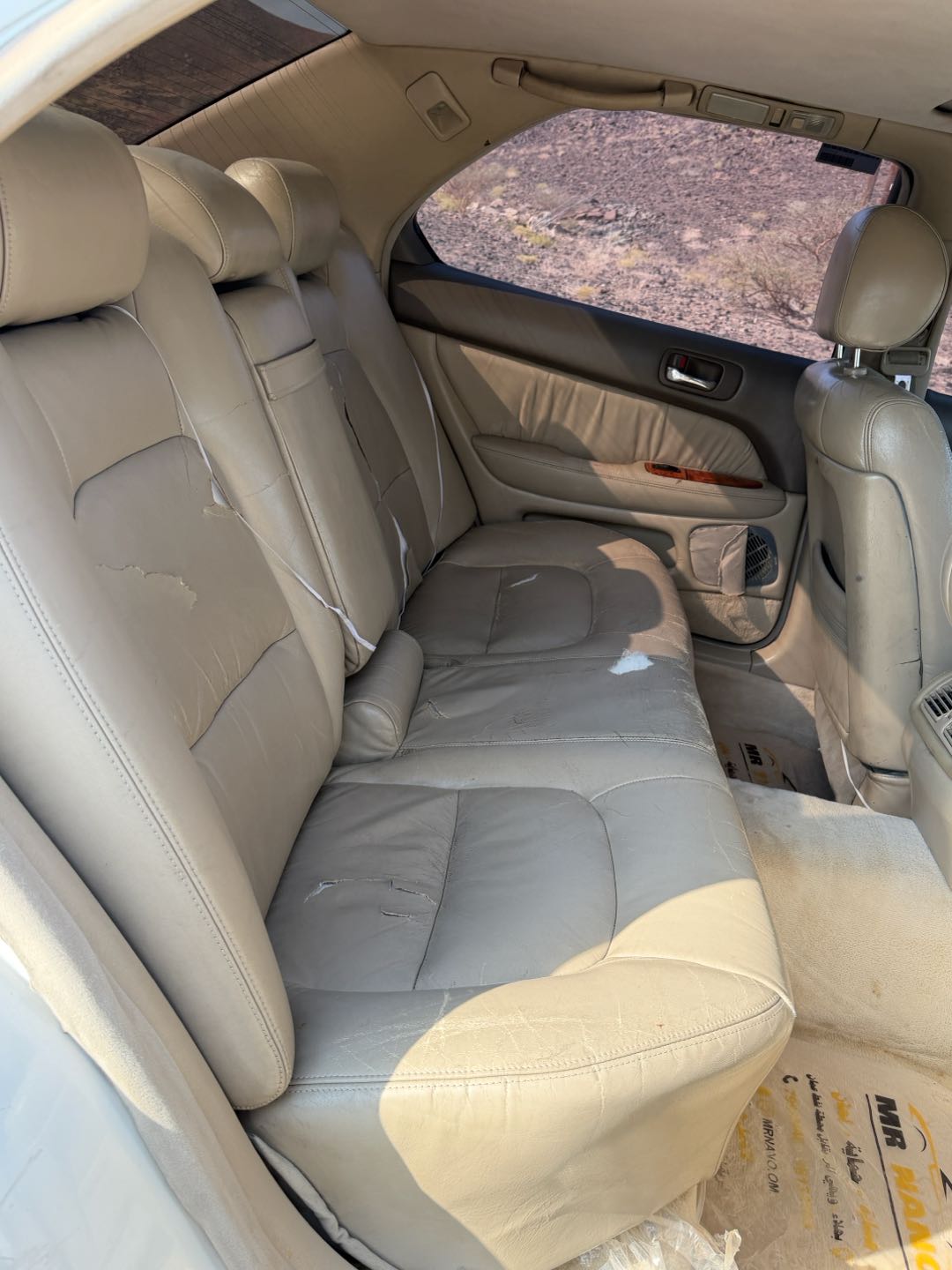 Car Image 1998 LEXUS LS 400
