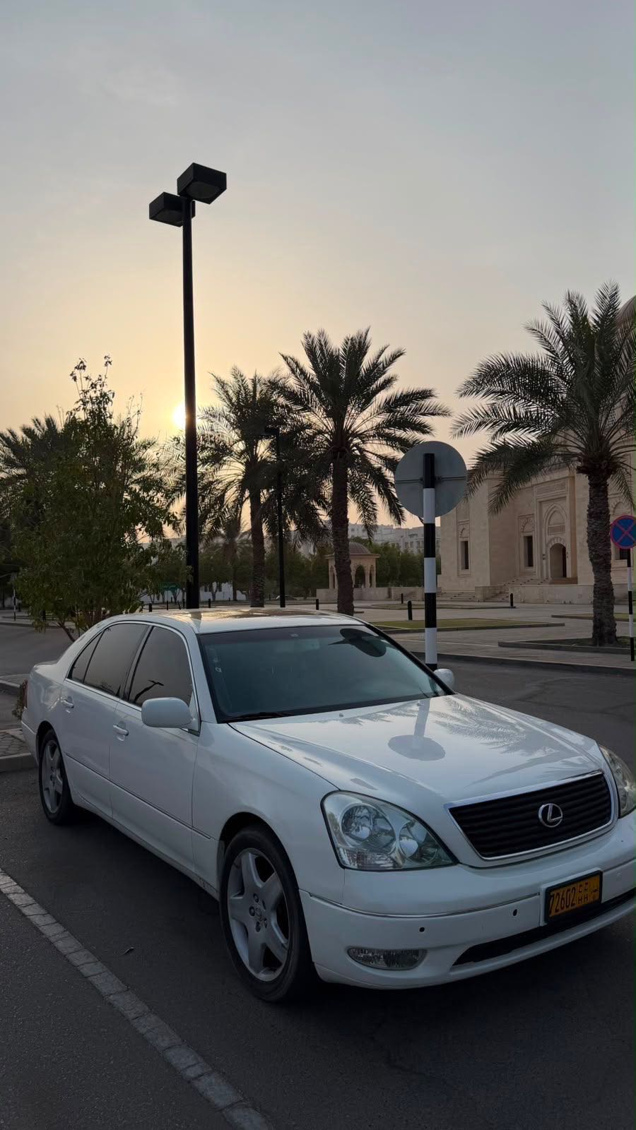 Car Image 2001 LEXUS LS 430