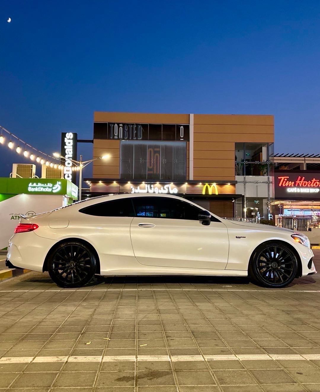 Car Image 2017 MERCEDES C Class 43