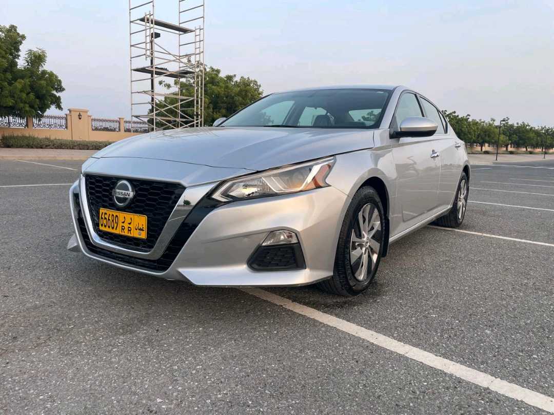 Car Image 2019 NISSAN ALTIMA S