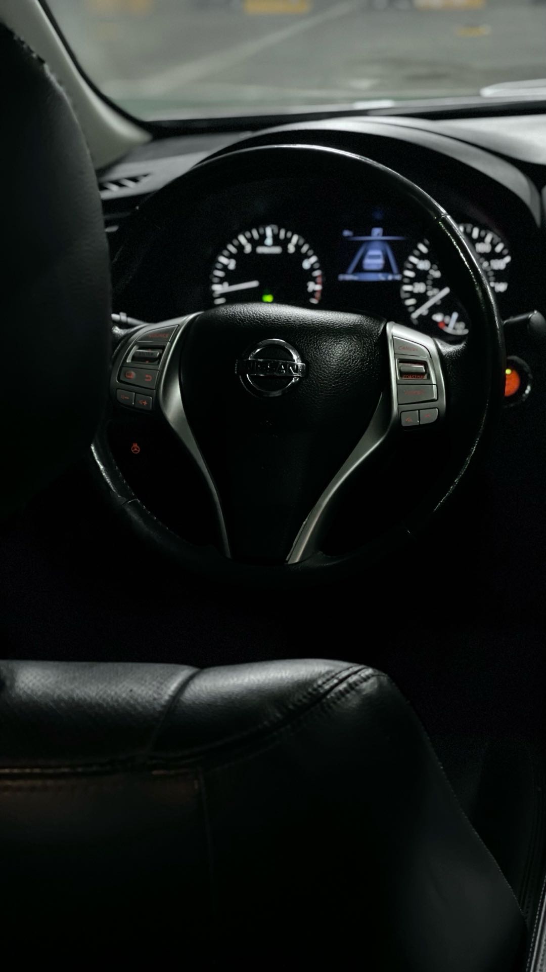 Car Image 2017 NISSAN ALTIMA SL