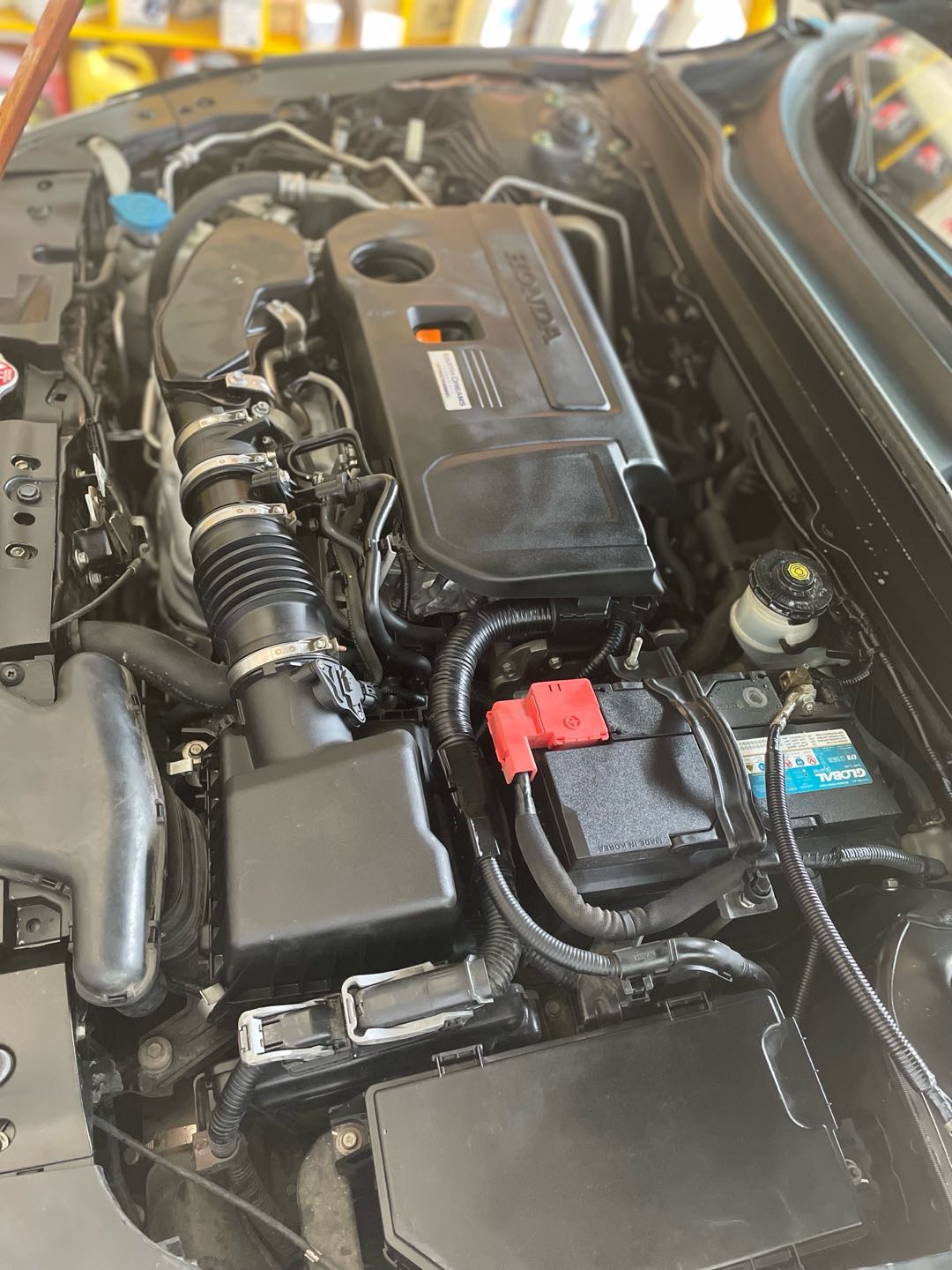 Car Image 2018 HONDA ACCORD TOURING