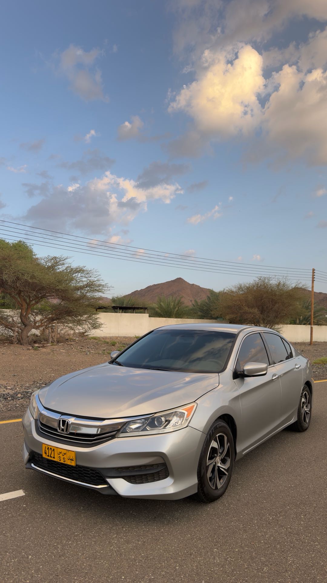 Car Image 2017 HONDA ACCORD LX