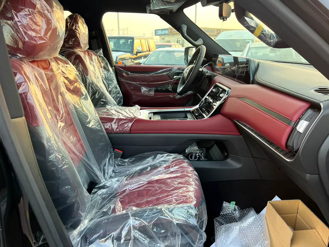 Car Image 2026 NISSAN PATROL Platinum