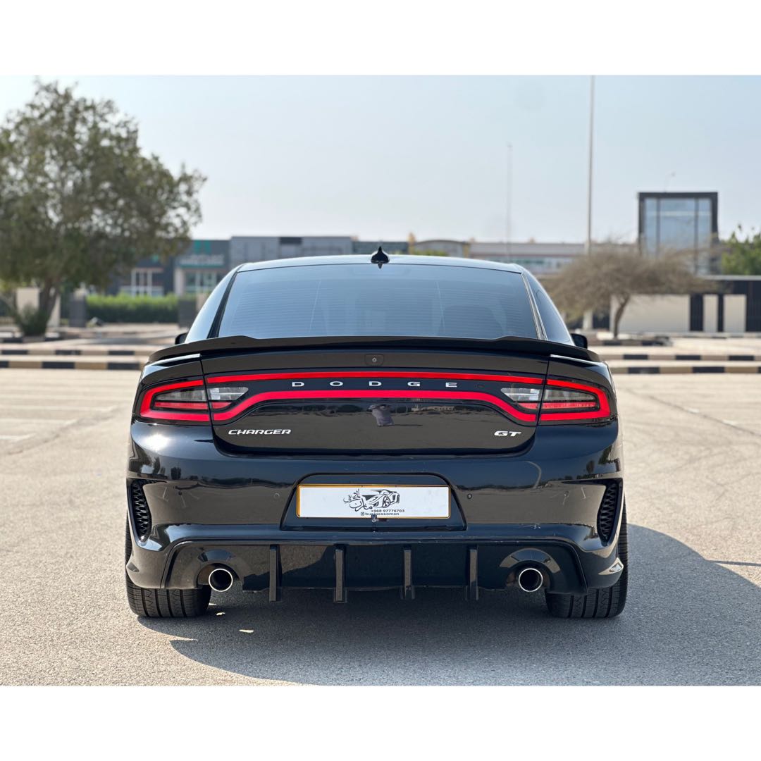 Car Image 2019 DODGE CHARGER GT