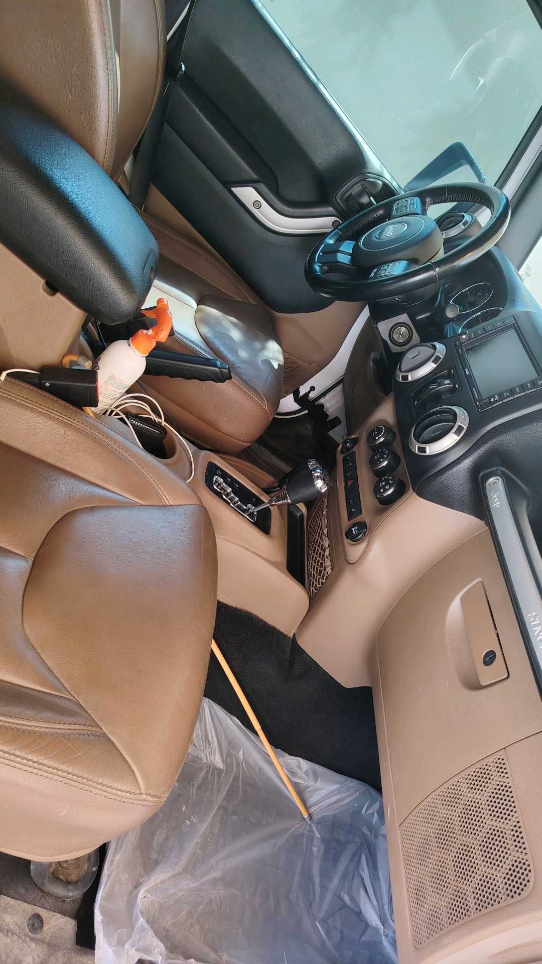 Car Image 2018 JEEP WRANGLER SAHARA