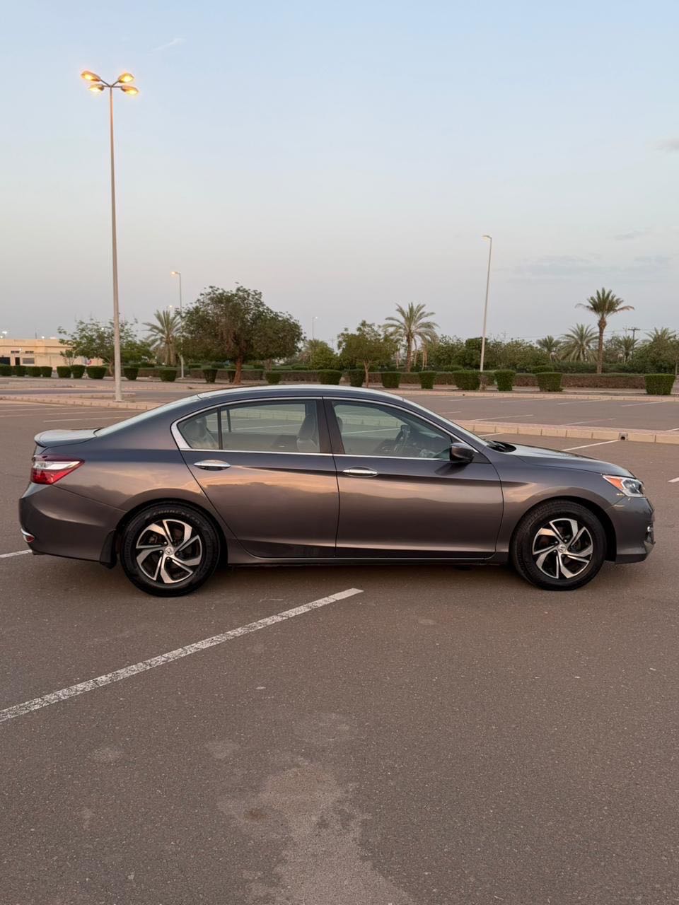 Car Image 2017 HONDA ACCORD EX