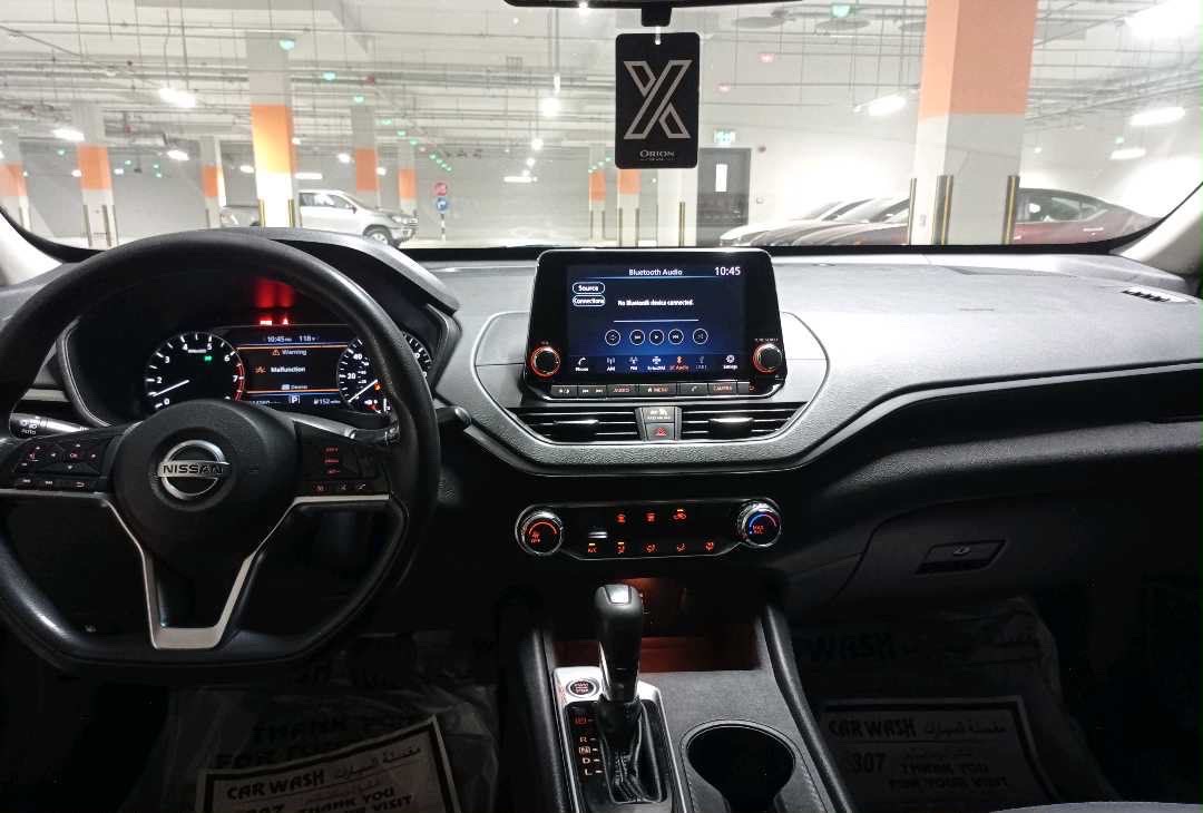 Car Image 2019 NISSAN ALTIMA S