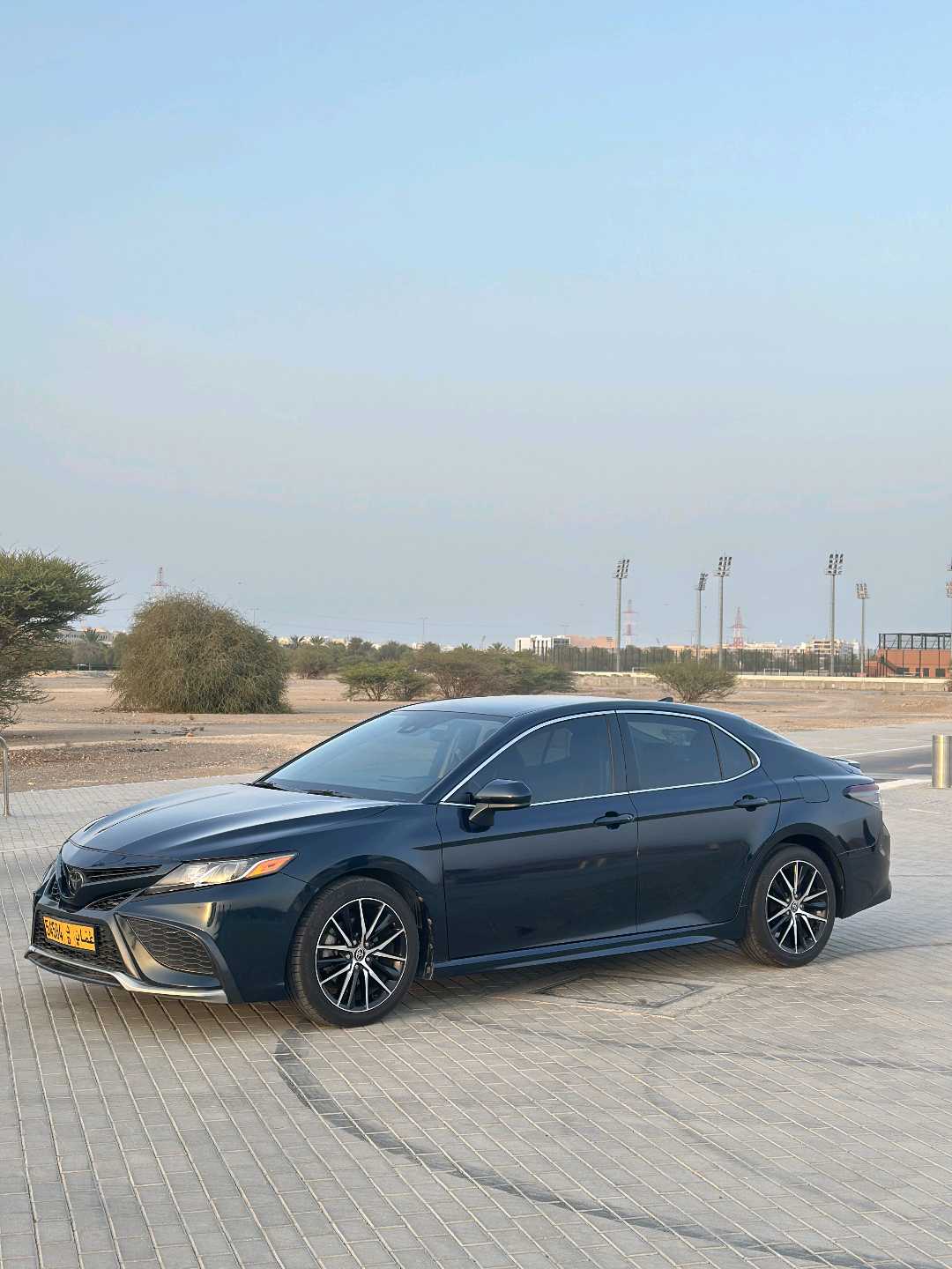 Car Image 2021 TOYOTA CAMRY SE