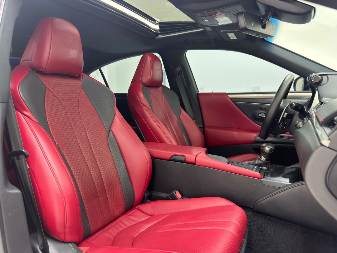 Car Image 2019 LEXUS ES F350