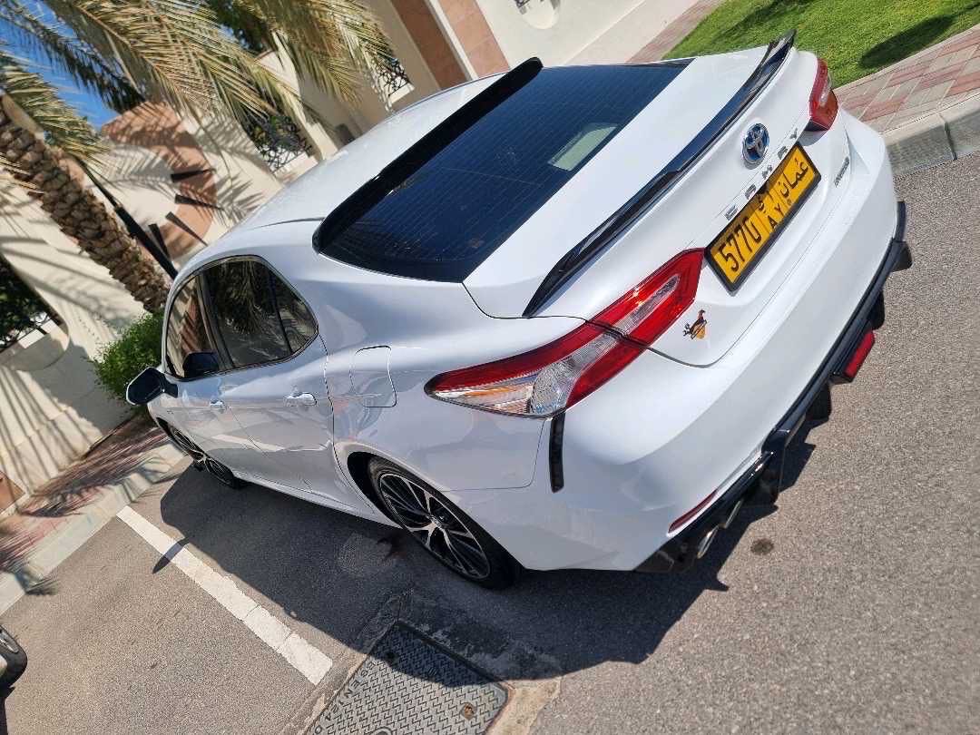 Car Image 2019 TOYOTA CAMRY GL