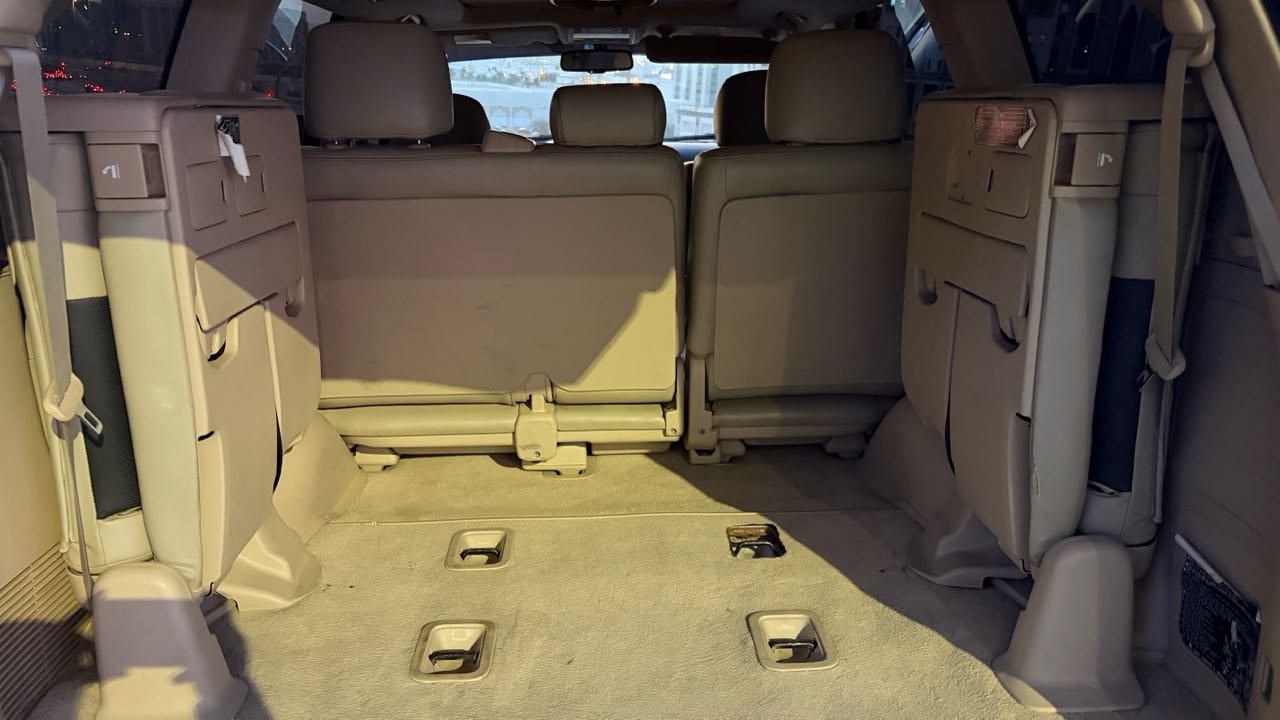 Car Image 2012 TOYOTA LAND CRUISER GX.R