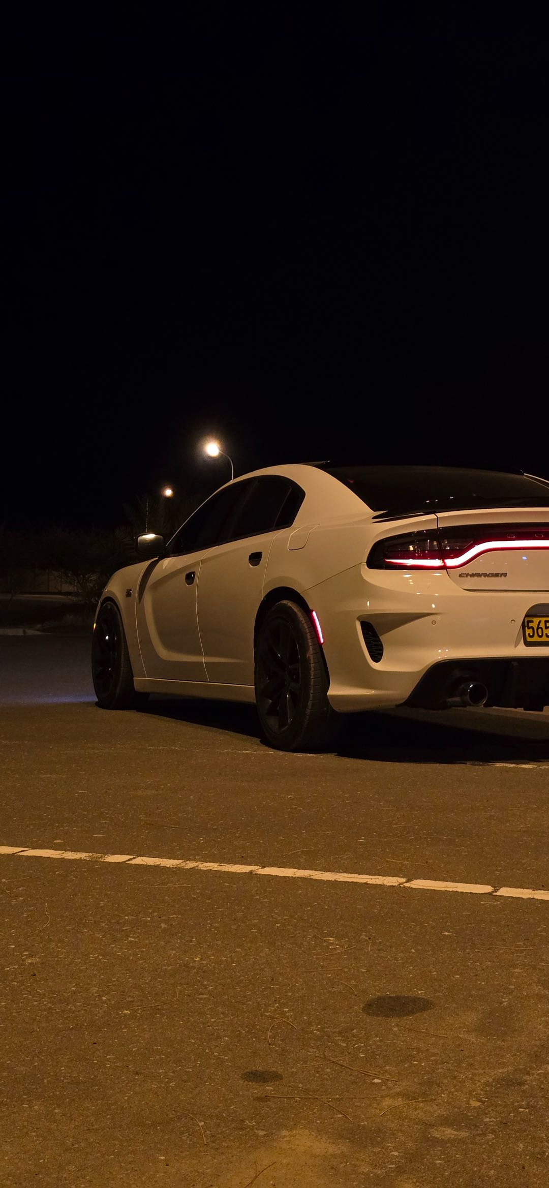 Car Image 2019 DODGE CHARGER R/T