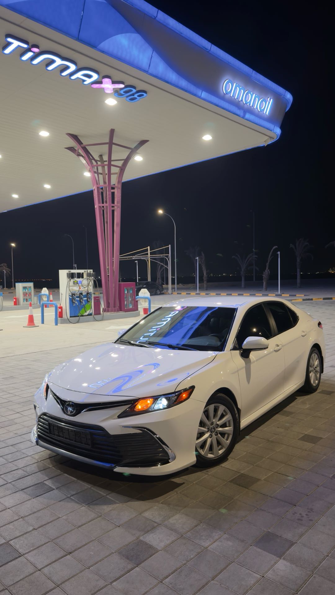 Car Image 2018 TOYOTA CAMRY LE