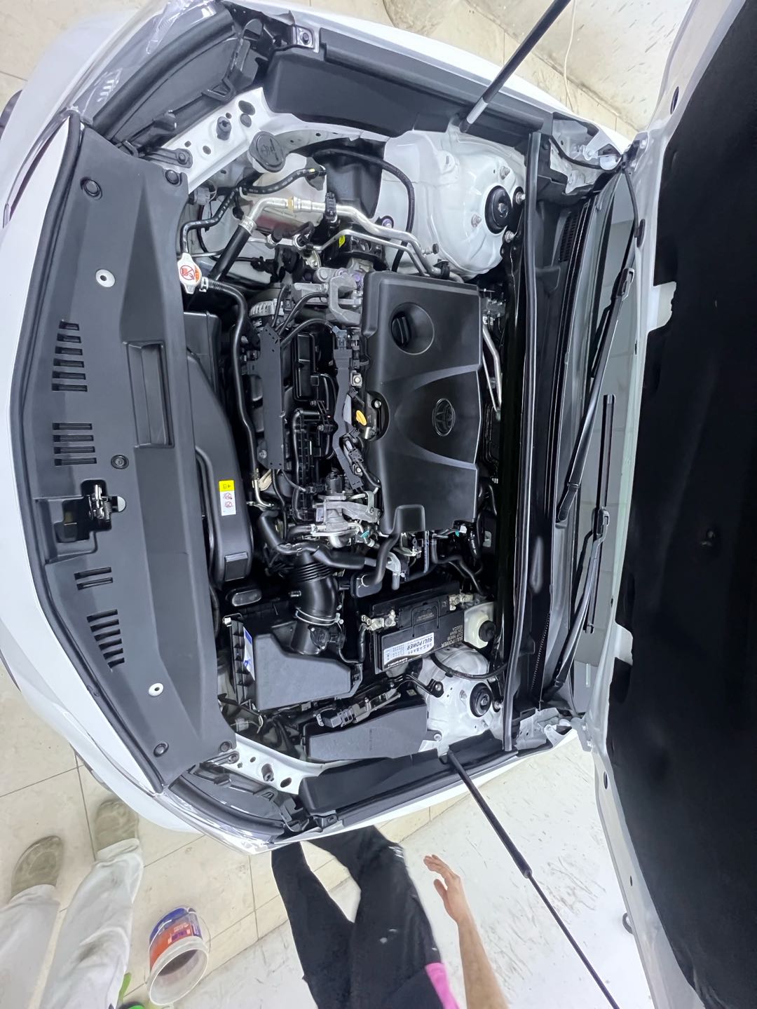Car Image 2018 TOYOTA CAMRY LE