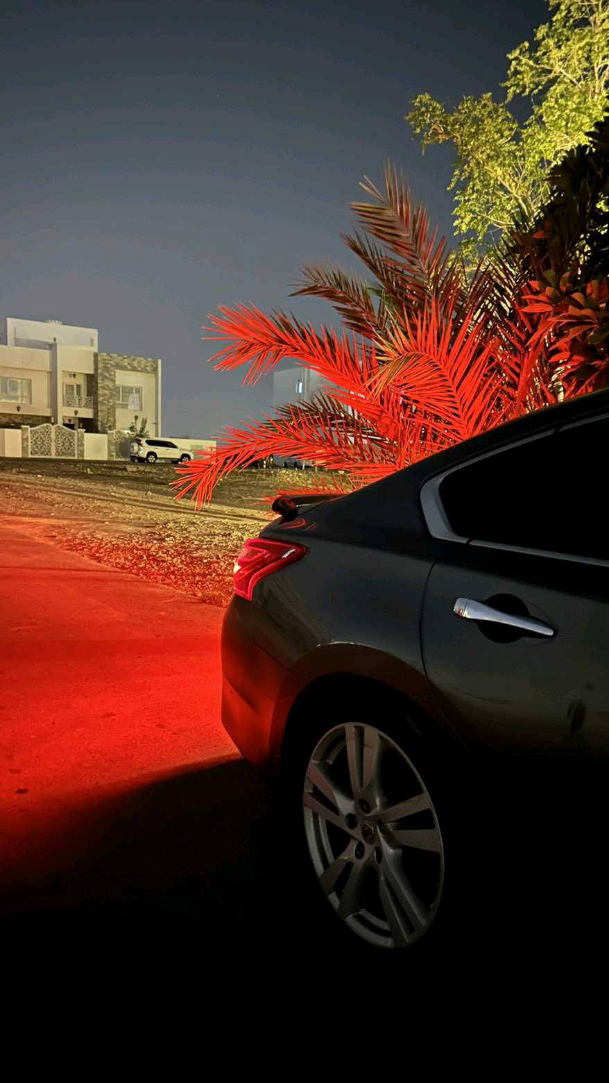Car Image 2018 NISSAN ALTIMA SR