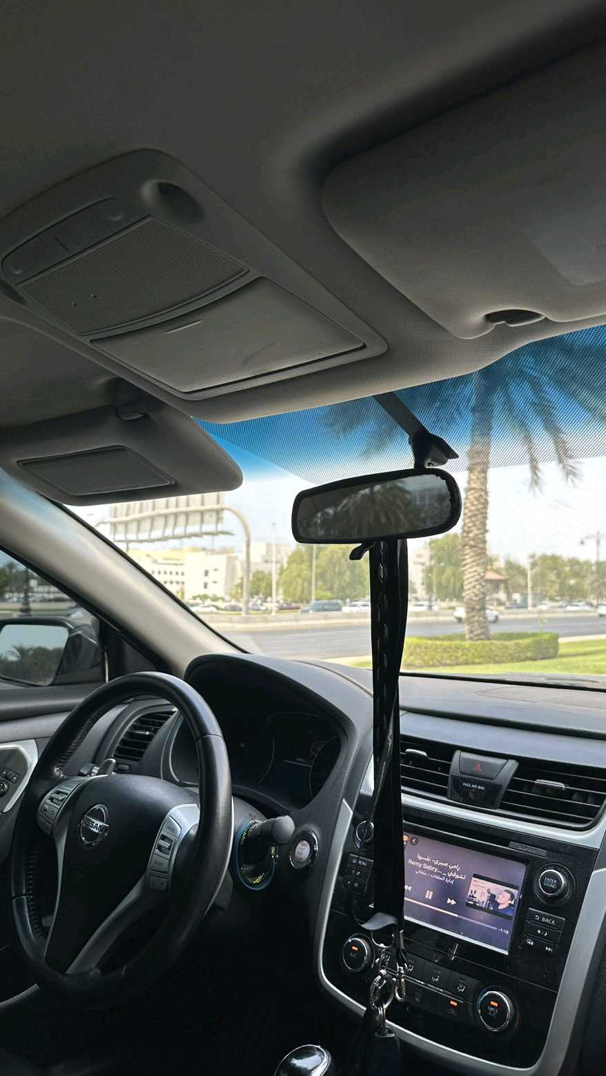 Car Image 2018 NISSAN ALTIMA SR