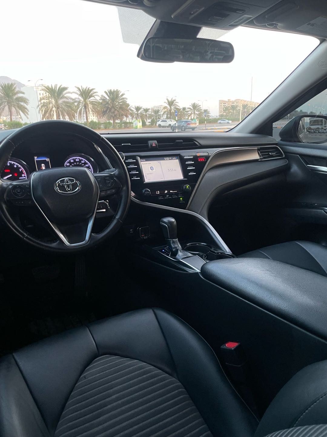 Car Image 2019 TOYOTA CAMRY SE