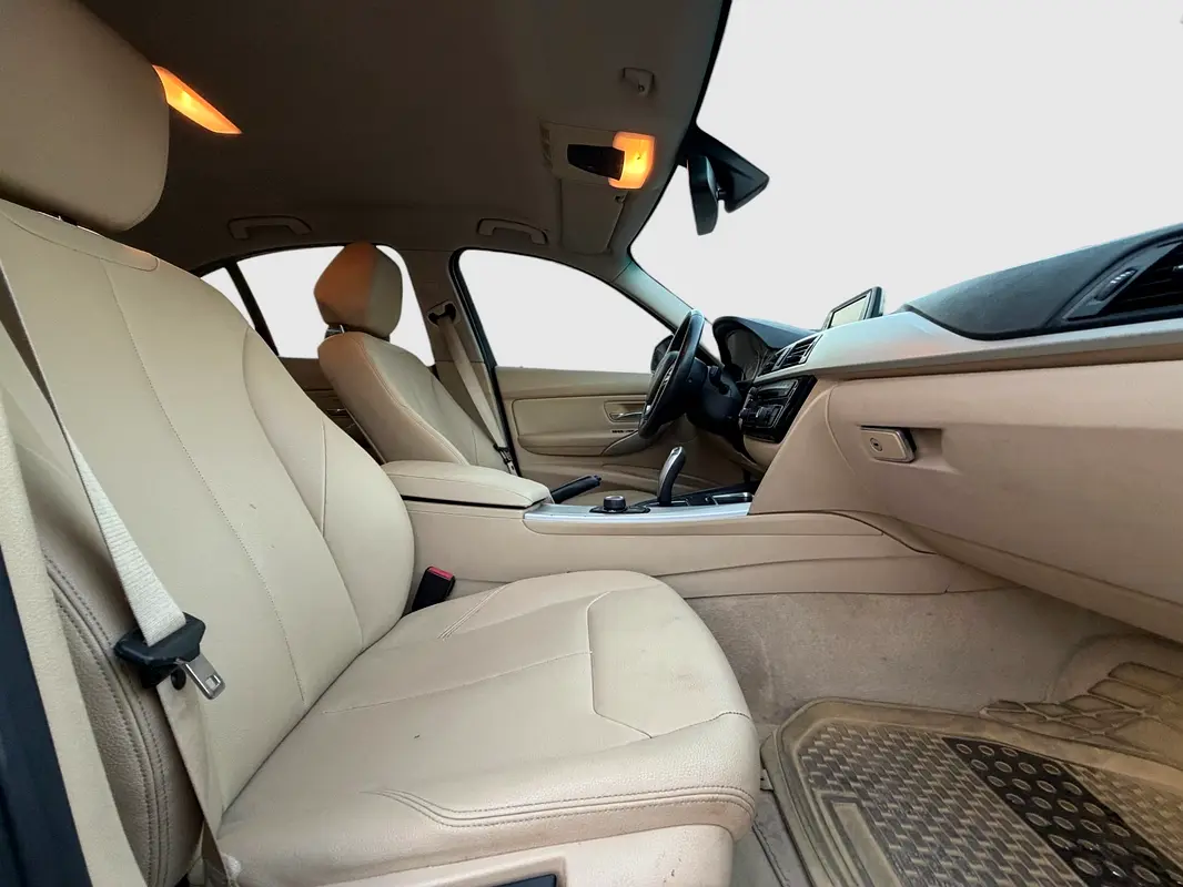 Car Image 2017 BMW 3 SERIES 320
