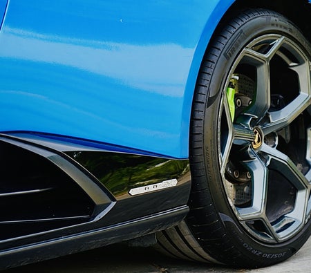LAMBORGHINI HURACAN 2021