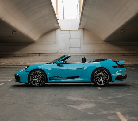 PORSCHE 911 2024