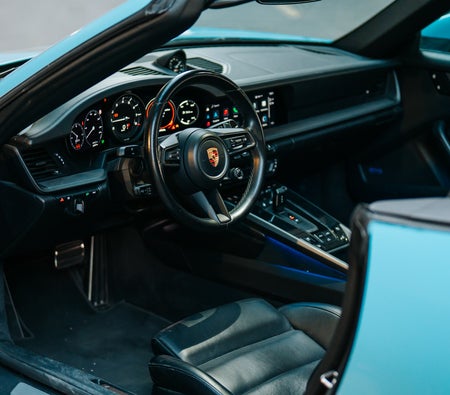 PORSCHE 911 2024