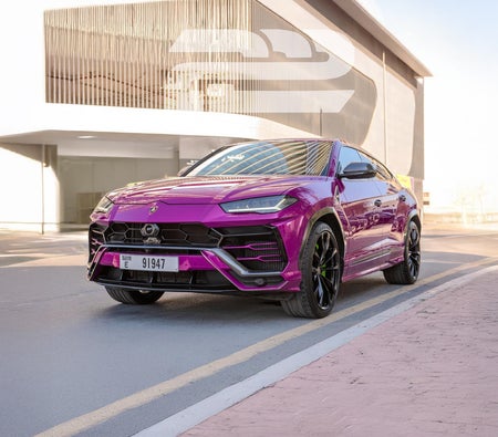LAMBORGHINI URUS 2021