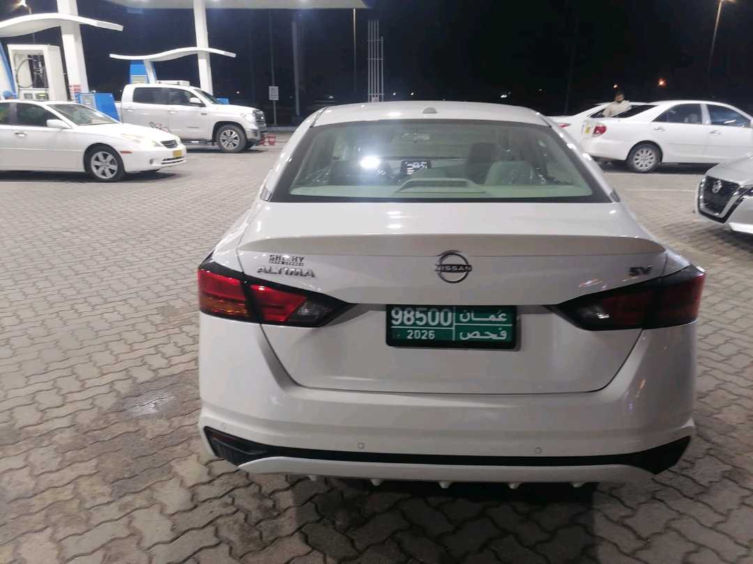 Car Image 2024 NISSAN ALTIMA SV