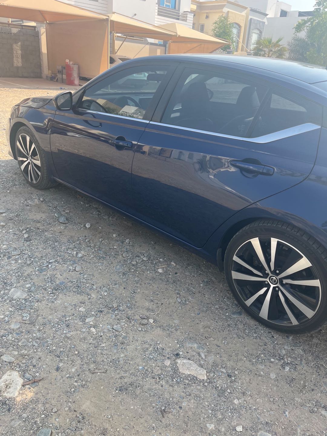 Car Image 2019 NISSAN ALTIMA SR