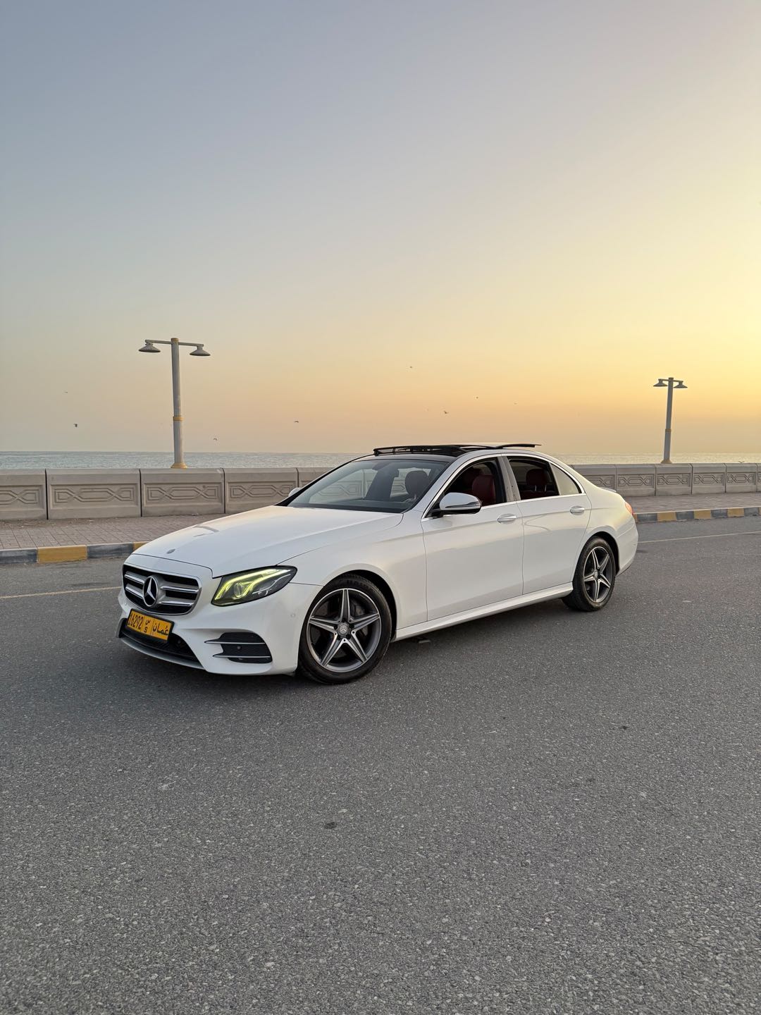 Car Image 2017 MERCEDES E Class 300