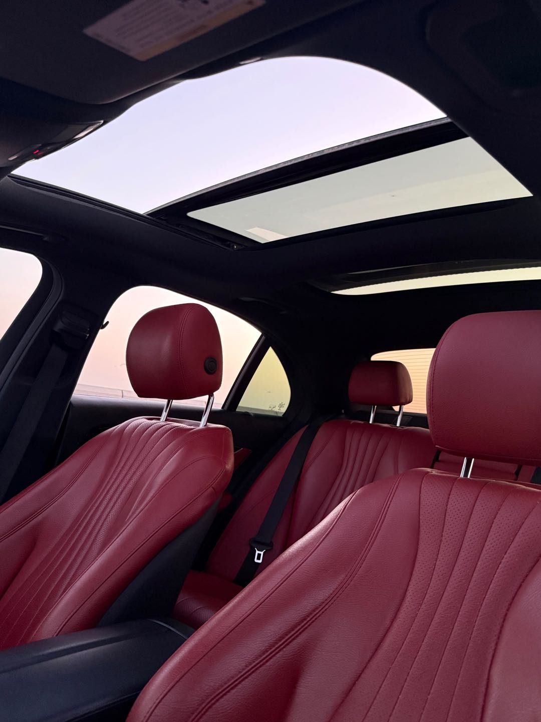 Car Image 2017 MERCEDES E Class 300