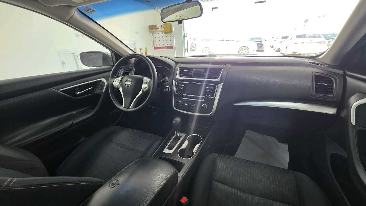 Car Image 2018 NISSAN ALTIMA S