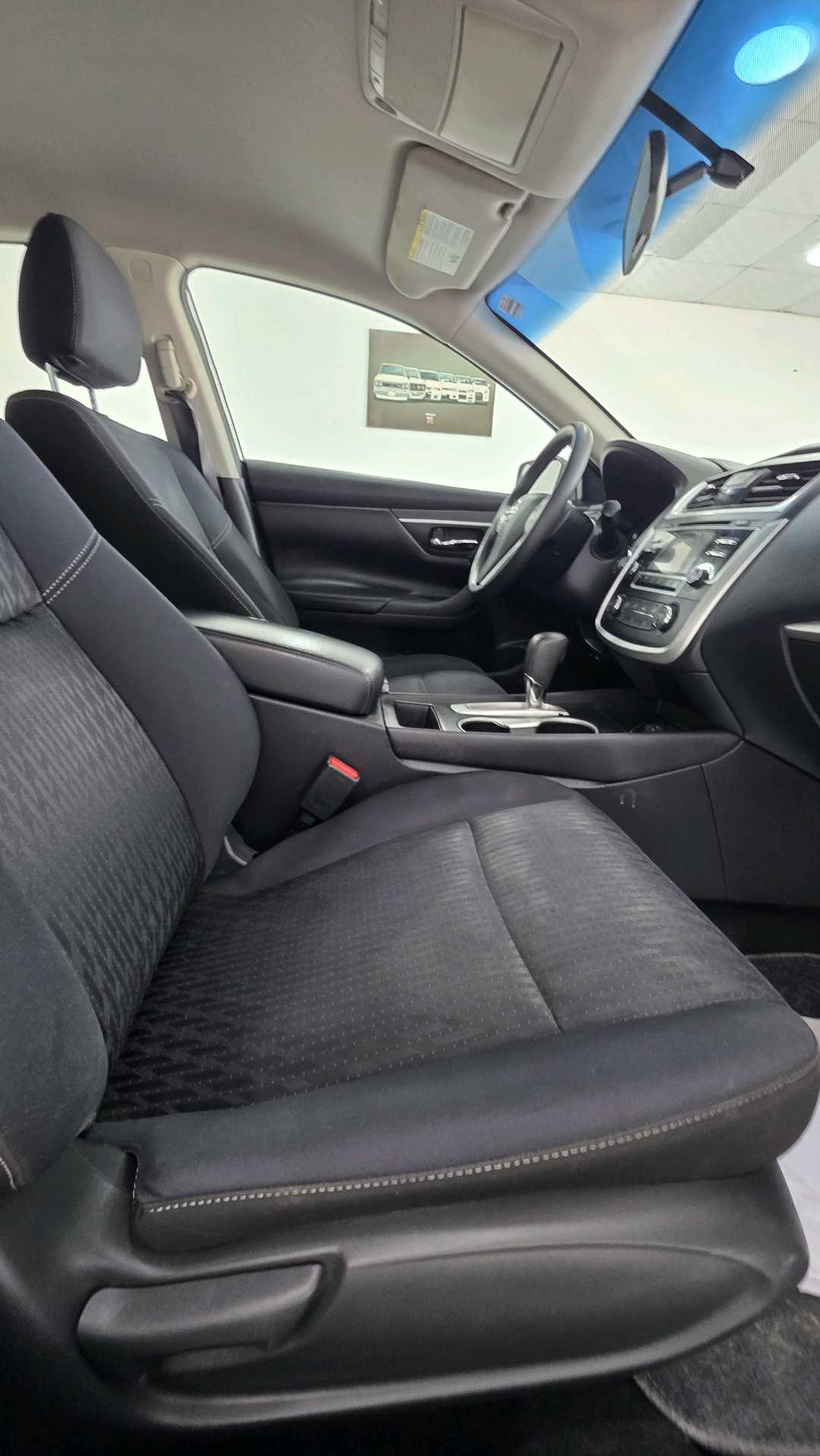Car Image 2018 NISSAN ALTIMA S