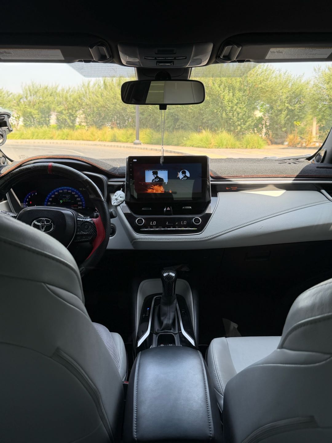 Car Image 2019 TOYOTA COROLLA XSE