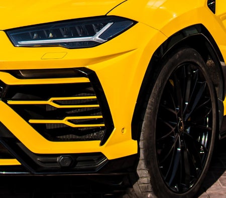 LAMBORGHINI URUS 2021