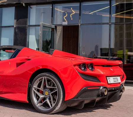 FERRARI F8 2023