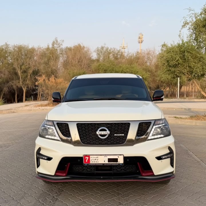 Car Image 2017 NISSAN PATROL Nismo