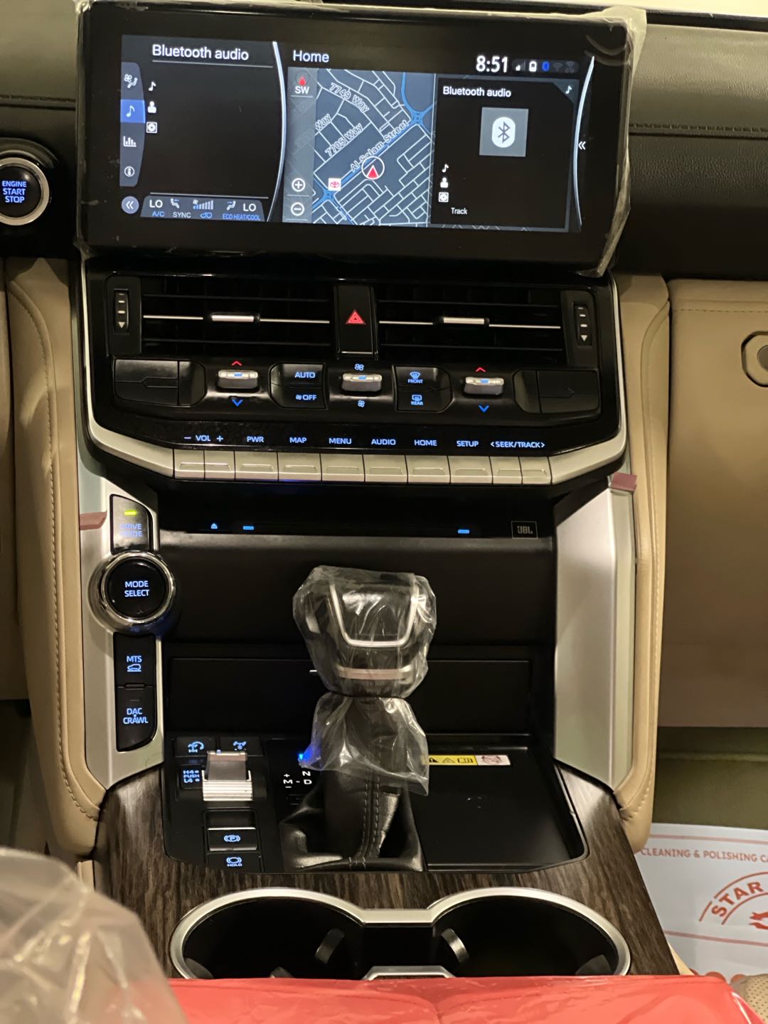 Car Image 2022 TOYOTA LAND CRUISER VX