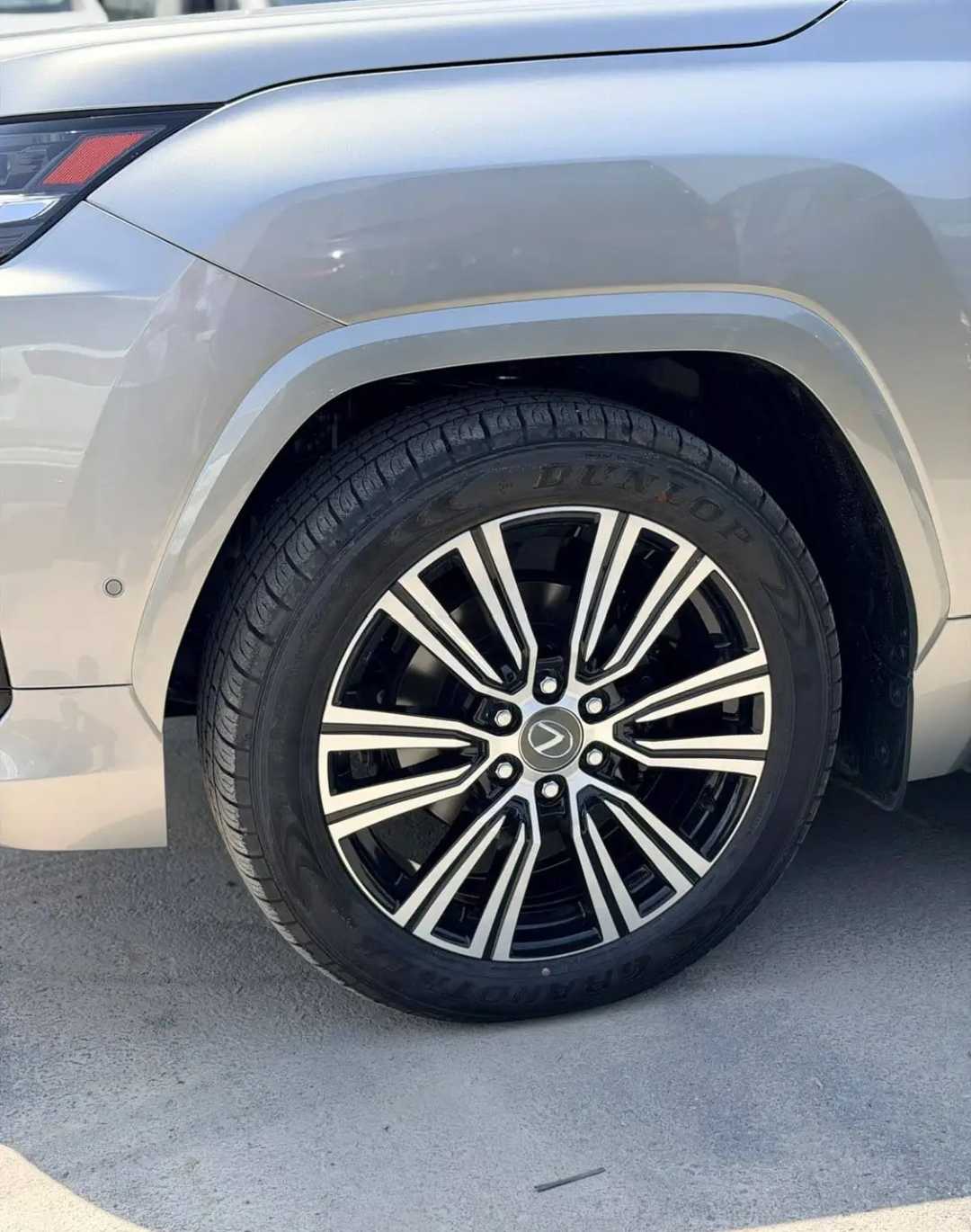 Car Image 2026 LEXUS LX 700 H