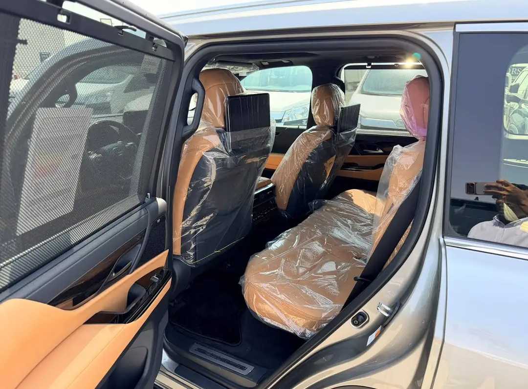 Car Image 2026 LEXUS LX 700 H