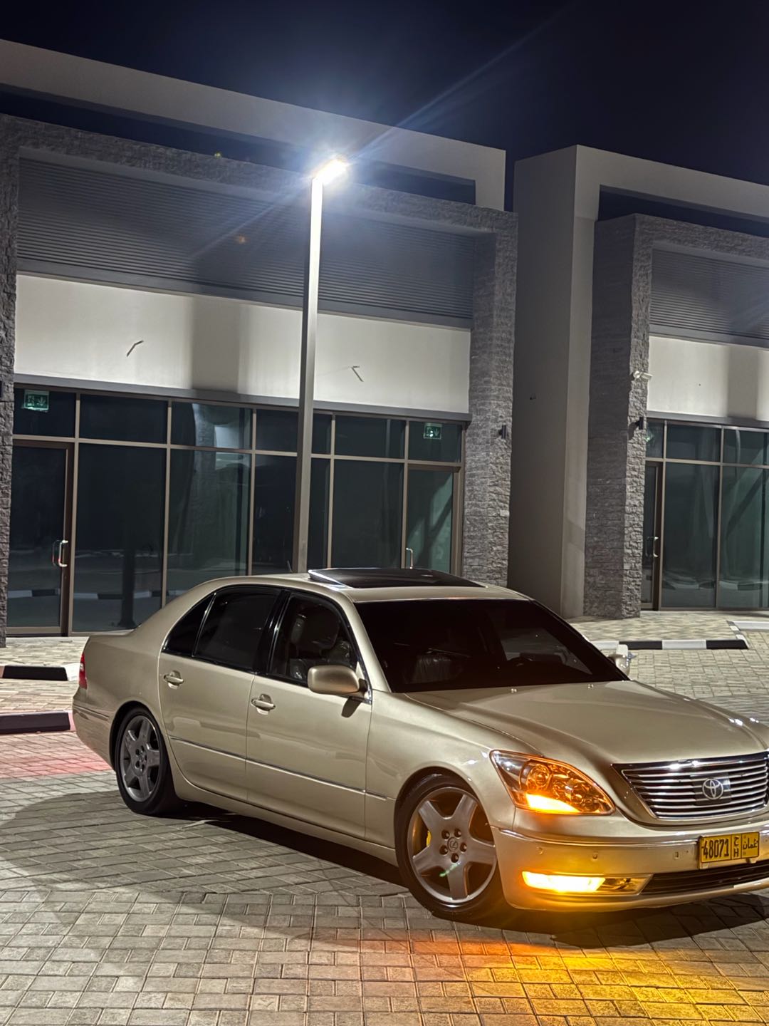 Car Image 2001 LEXUS LS 430