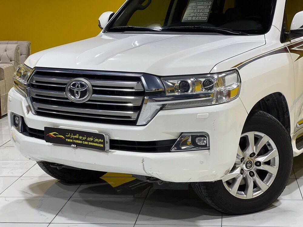 Car Image 2018 TOYOTA LAND CRUISER GX.R