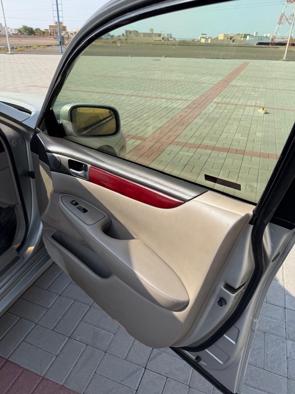 Car Image 2004 LEXUS ES 330