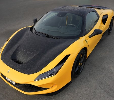 FERRARI F8 2022