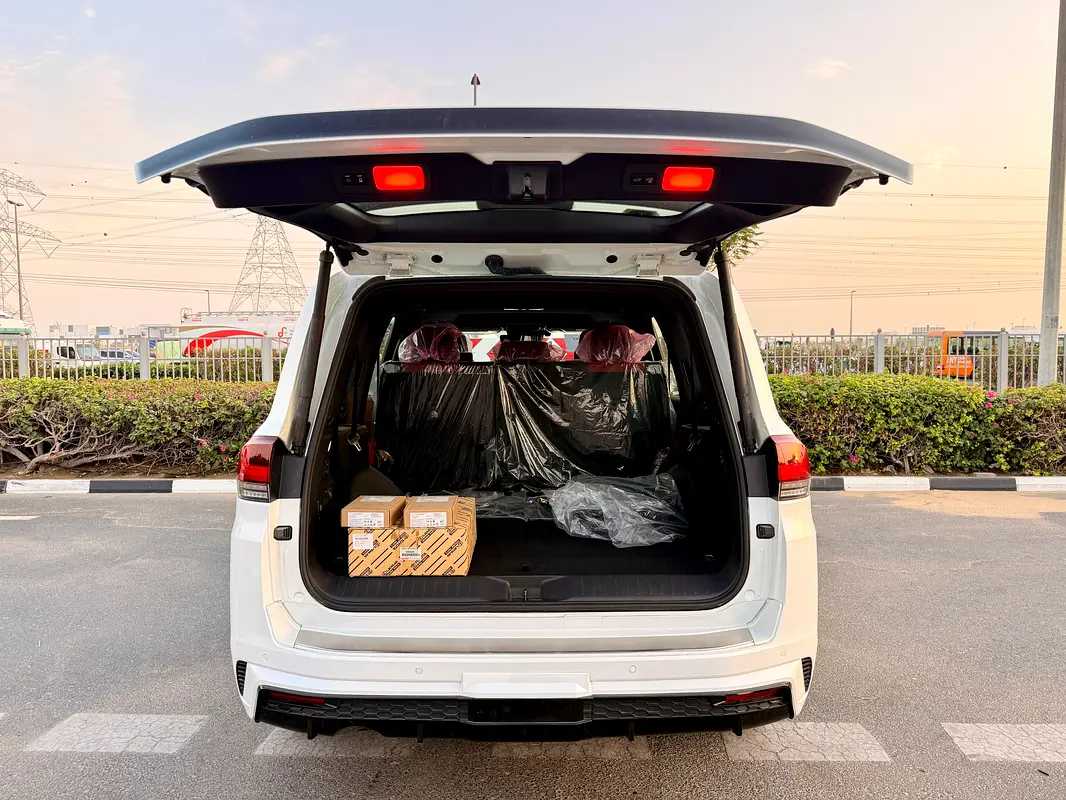 Car Image 2026 TOYOTA LAND CRUISER VX.R