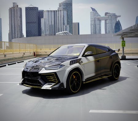 LAMBORGHINI URUS 2021