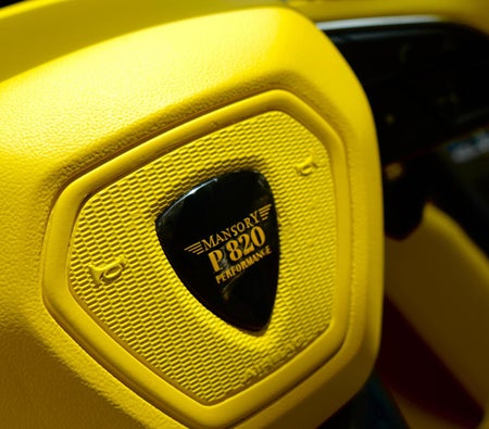 LAMBORGHINI URUS 2021