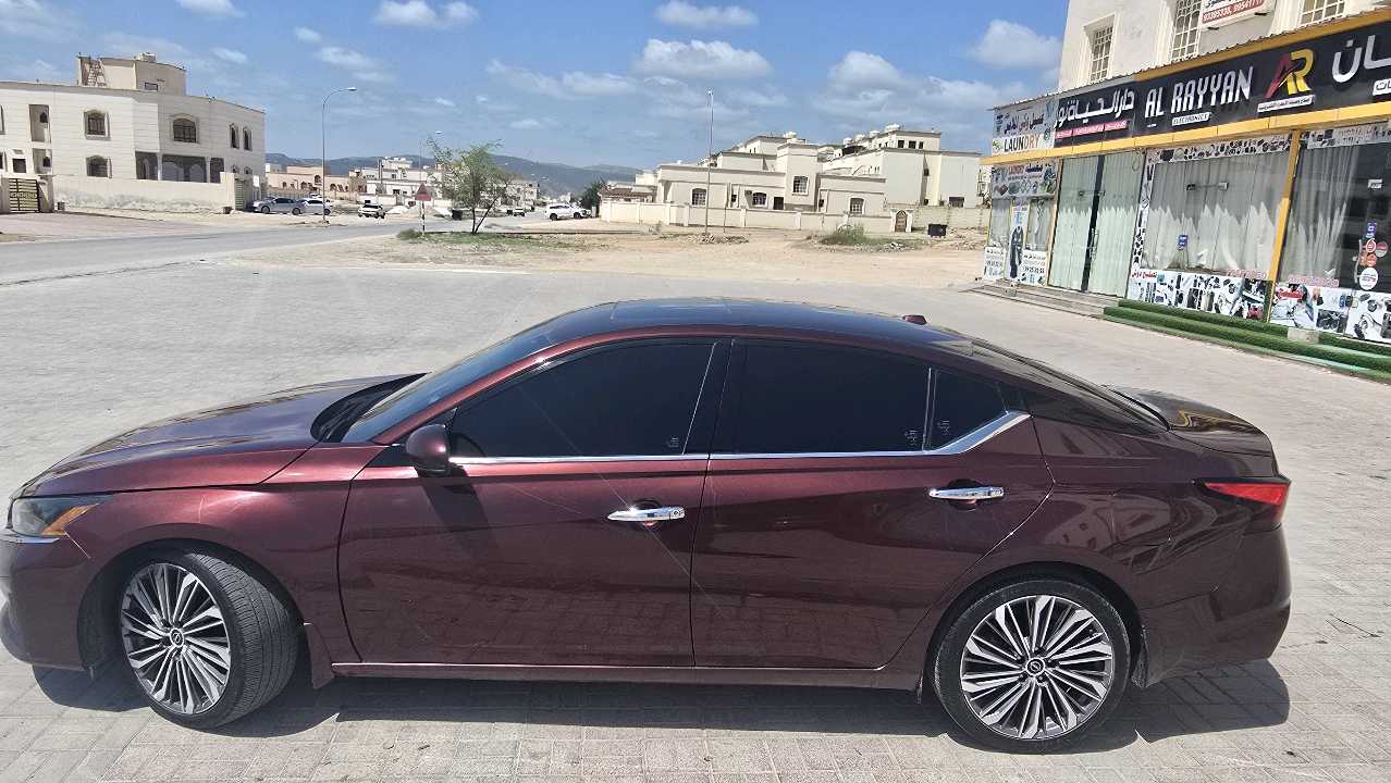 Car Image 2023 NISSAN ALTIMA SL