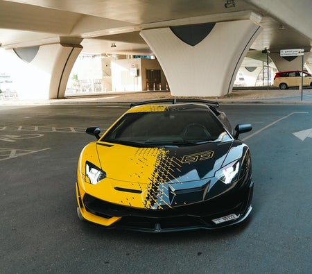 LAMBORGHINI AVENTADOR 2022